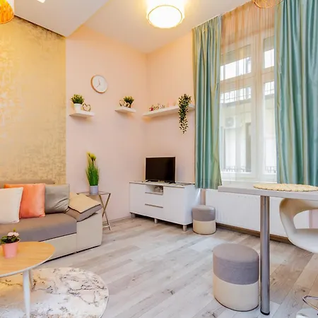 Soho Soul Escape By Nw * Budapeste